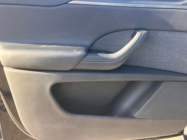 Used 2024 Tesla Model X Plaid image 11