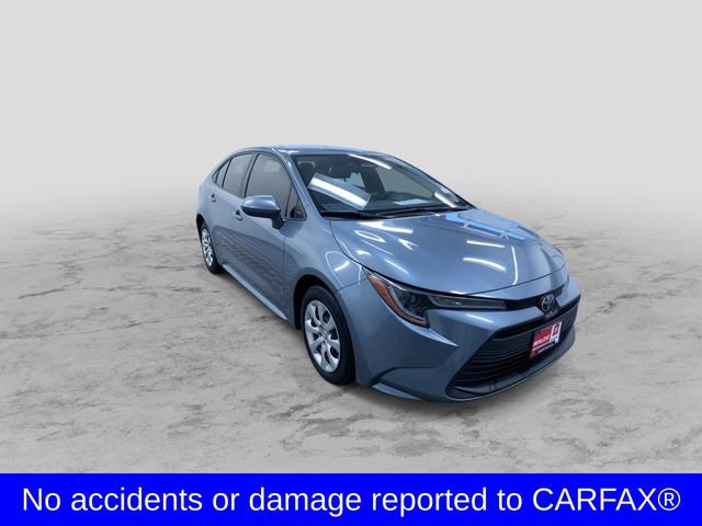Used 2023 Toyota Corolla LE image 3