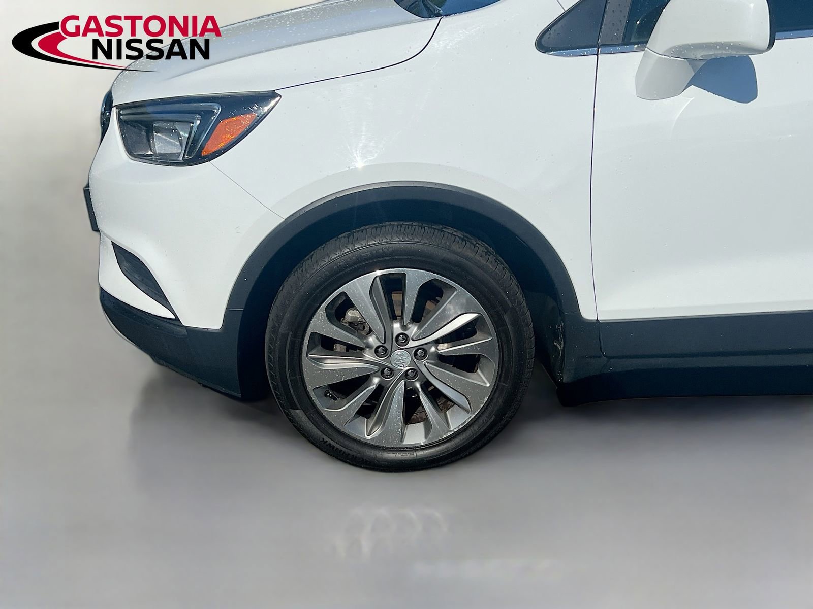 Used 2020 Buick Encore Preferred image 38