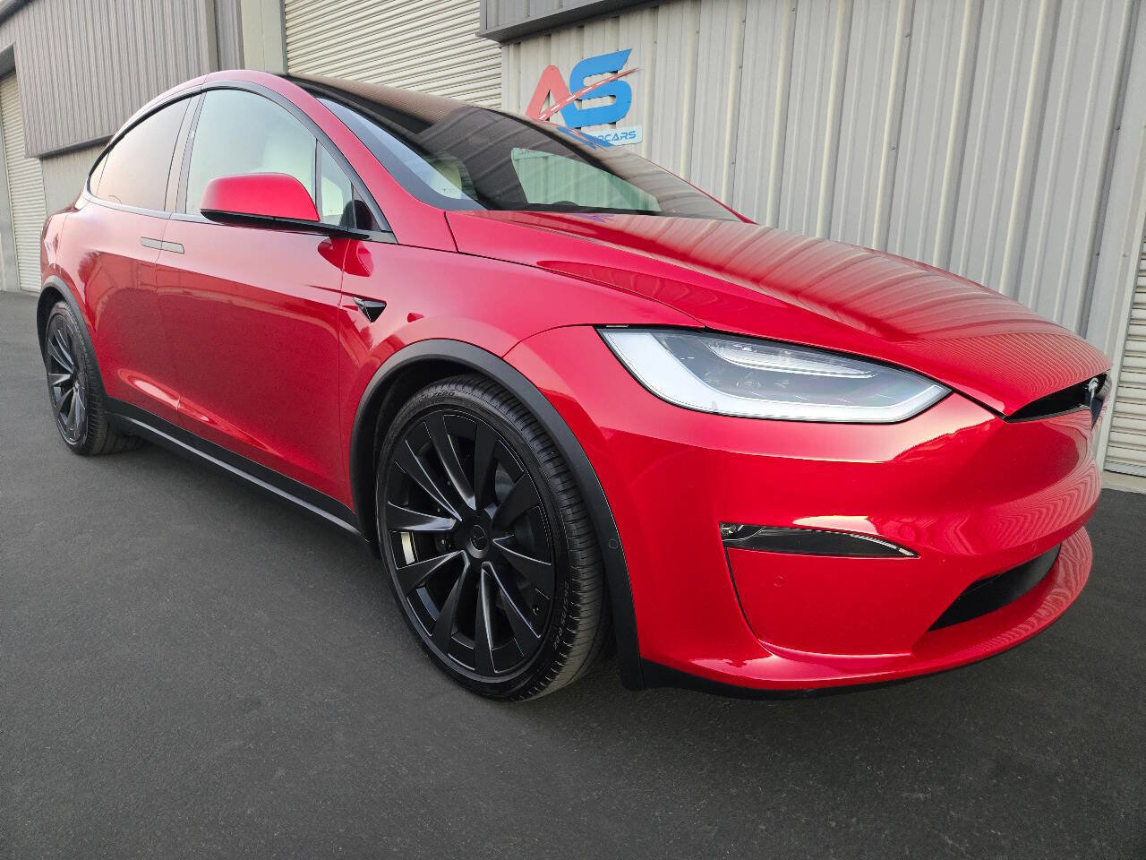 Used 2022 Tesla Model X Plaid image 12