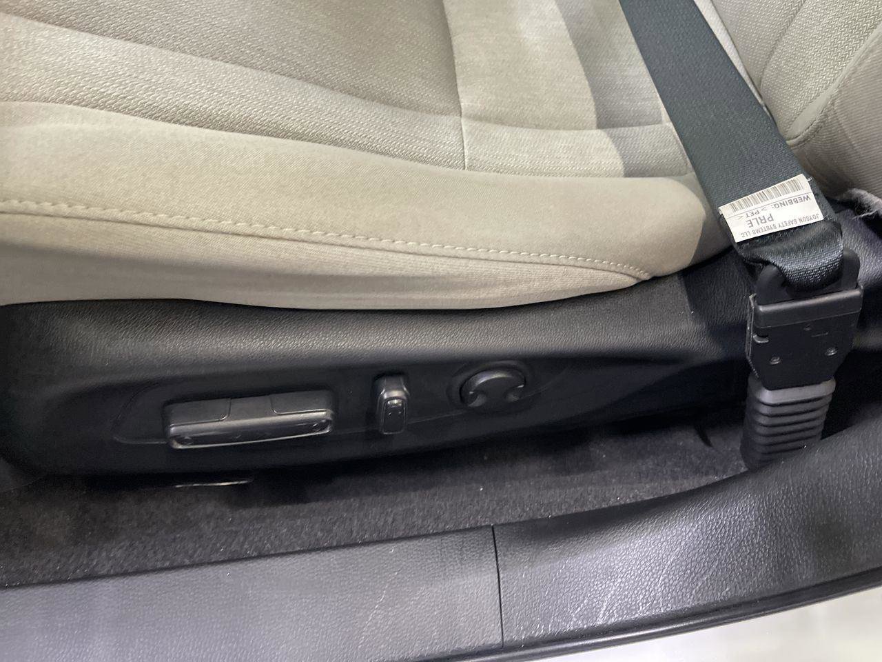 Certified 2025 Honda Accord SE image 12