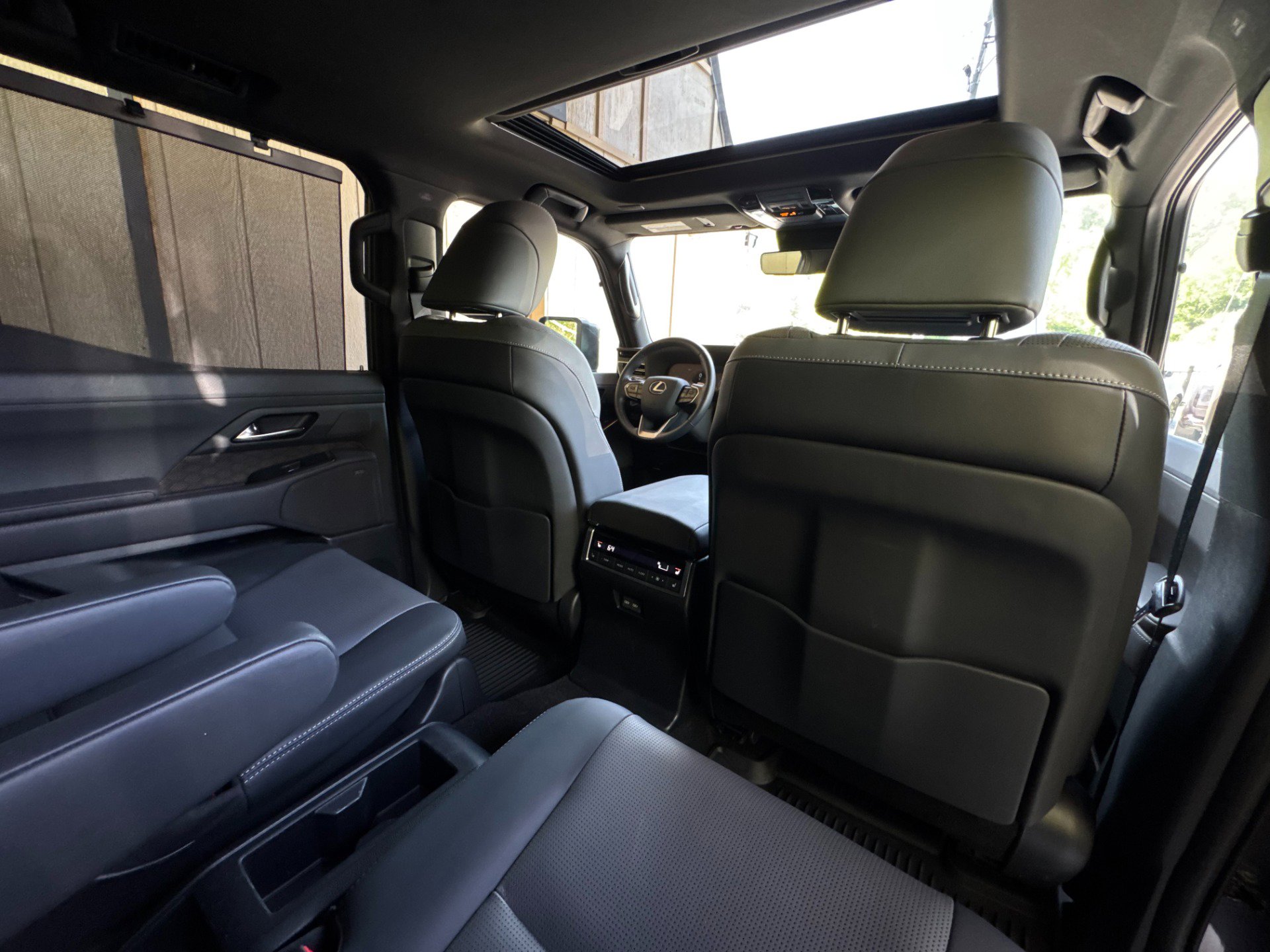 Used 2024 Lexus GX 550 AWD/4WD image 36