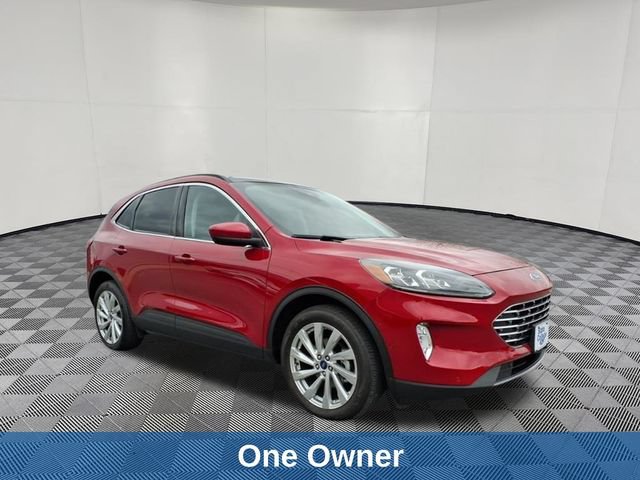 Used 2022 Ford Escape Titanium w/ Titanium Elite Package AWD/4WD image 3