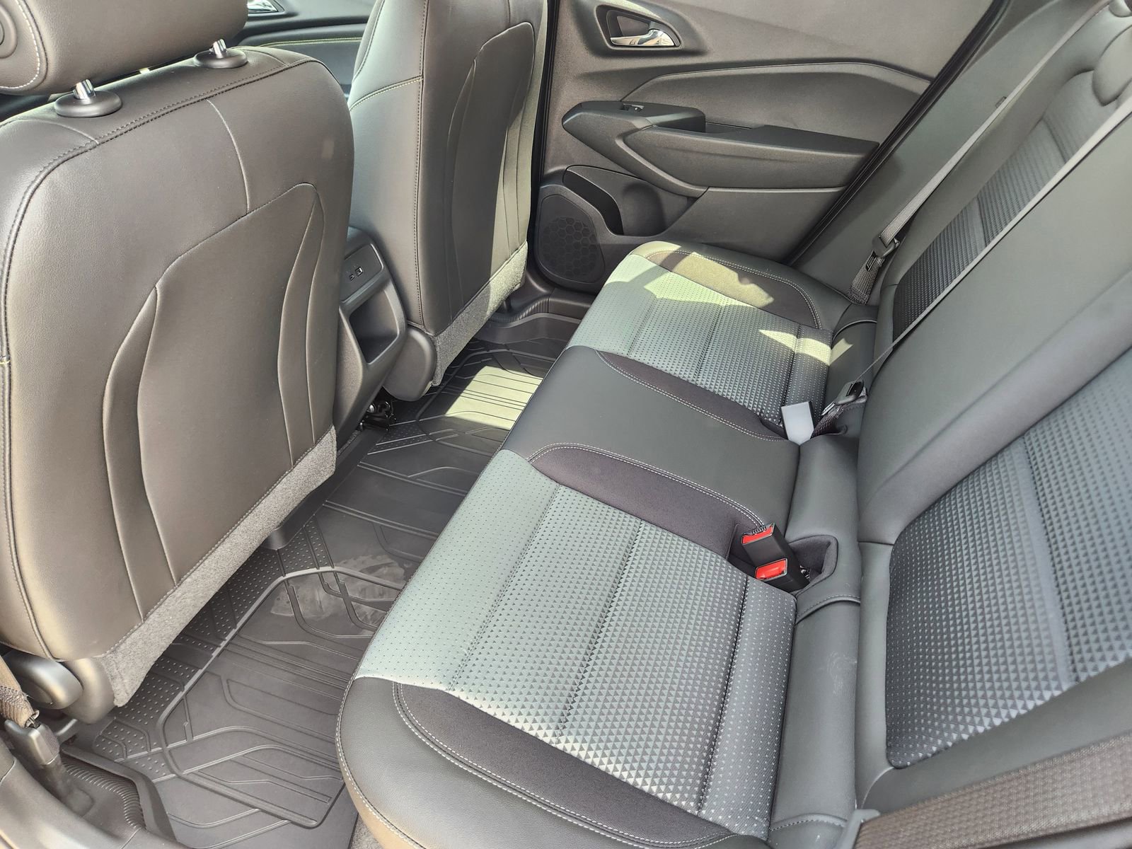 New 2026 Chevrolet Trax LT w/ Driver Confidence Package FWD image 23