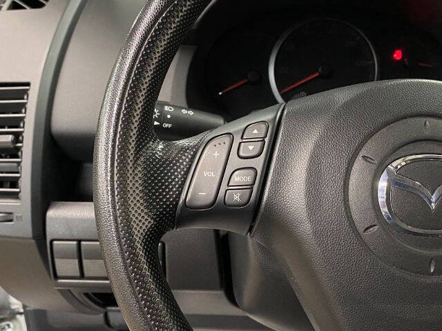 Used 2008 MAZDA MAZDA5 Sport FWD image 22