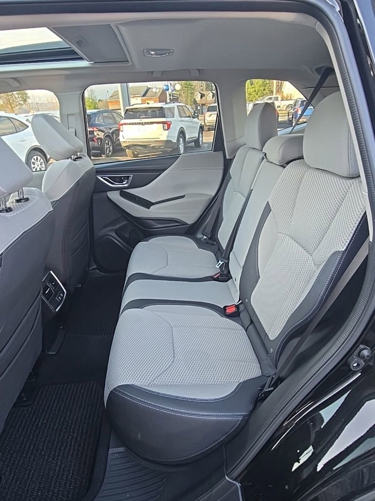 Used 2021 Subaru Forester Premium image 10