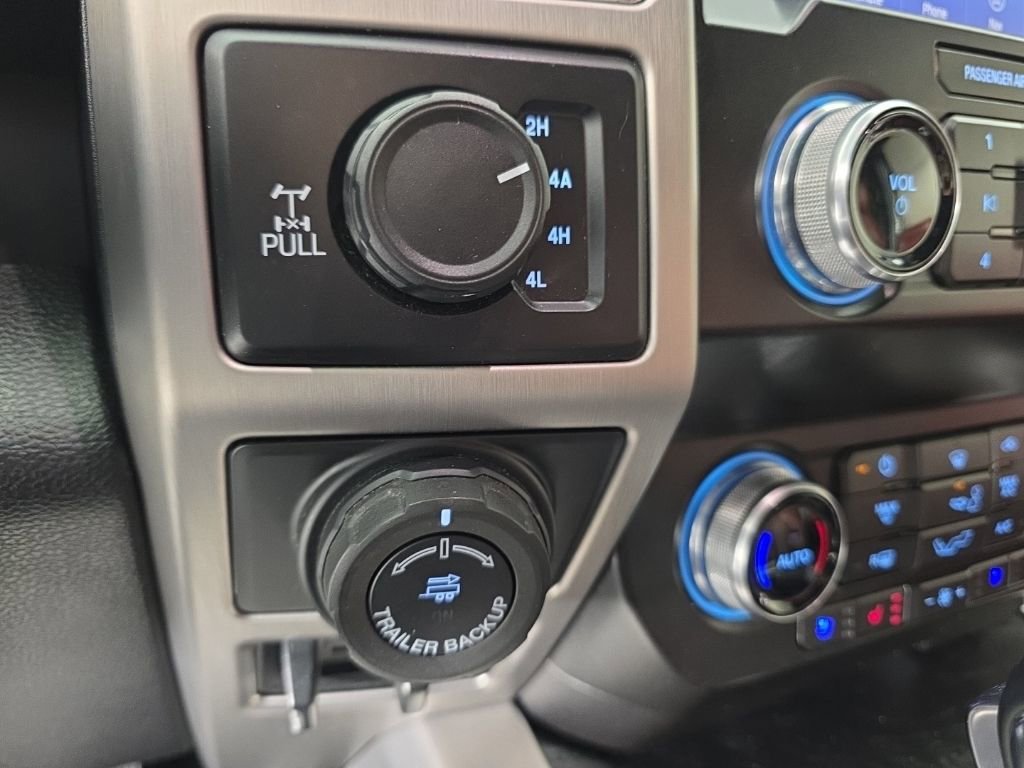 Used 2019 Ford F150 Platinum w/ Max Trailer Tow Package image 20