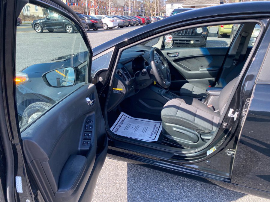 Used 2014 Kia Forte LX w/ Popular Package image 11