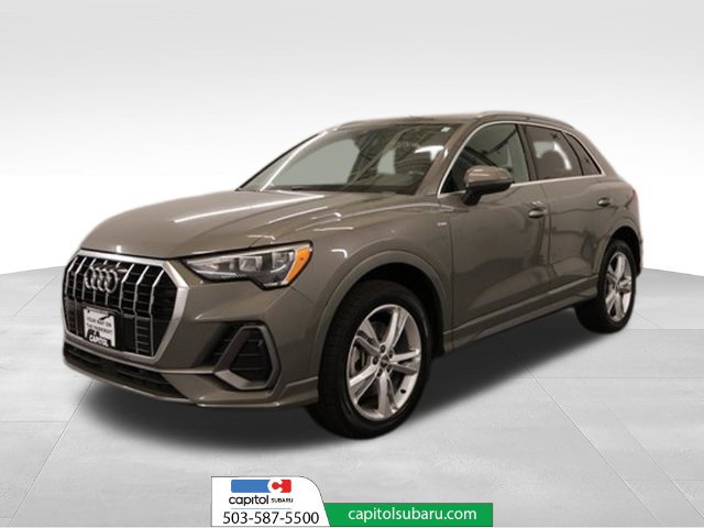 Used 2020 Audi Q3 2.0T Premium w/ Convenience Package AWD/4WD image 5