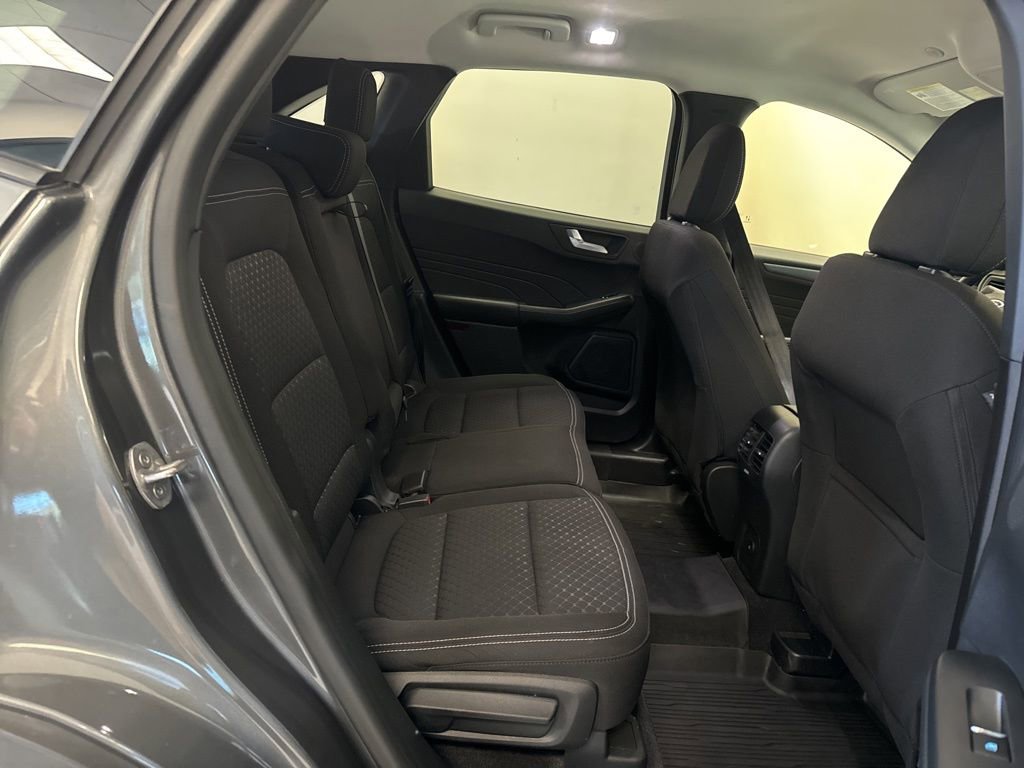 Used 2023 Ford Escape Active w/ Tech Pack #2 AWD/4WD image 33