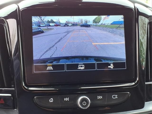 Used 2023 Chevrolet Traverse LT FWD image 19