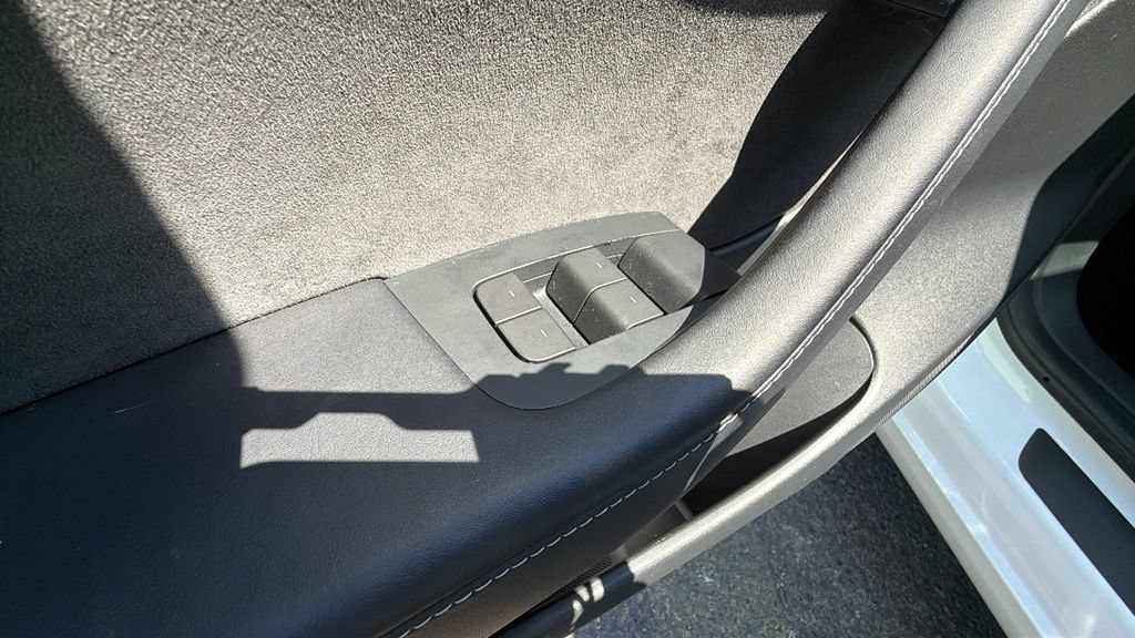 Used 2023 Tesla Model 3 Standard Range RWD image 19