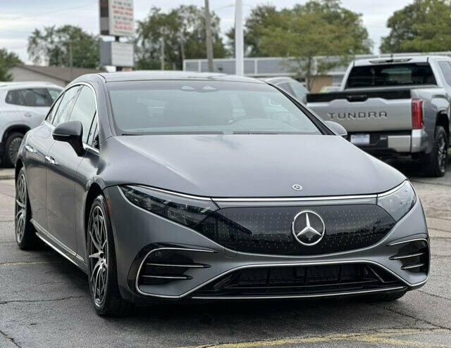 Used 2022 Mercedes-Benz EQS 580 4MATIC Sedan image 6