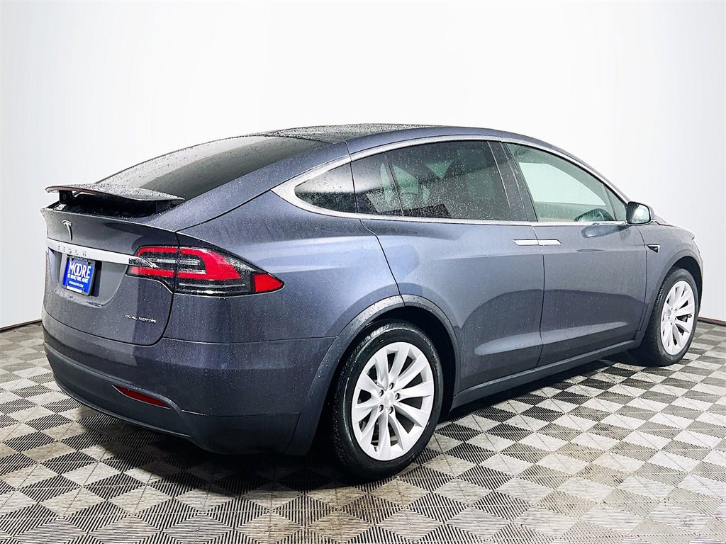 Used 2020 Tesla Model X Long Range image 8