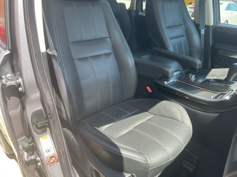 Used 2011 Land Rover Range Rover Sport Supercharged AWD/4WD image 42
