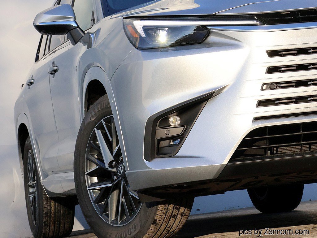 New 2026 Lexus TX 350 AWD image 4