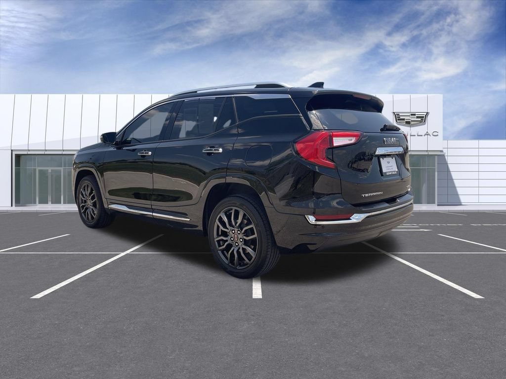 Used 2024 GMC Terrain Denali w/ Black Diamond Edition AWD/4WD image 6