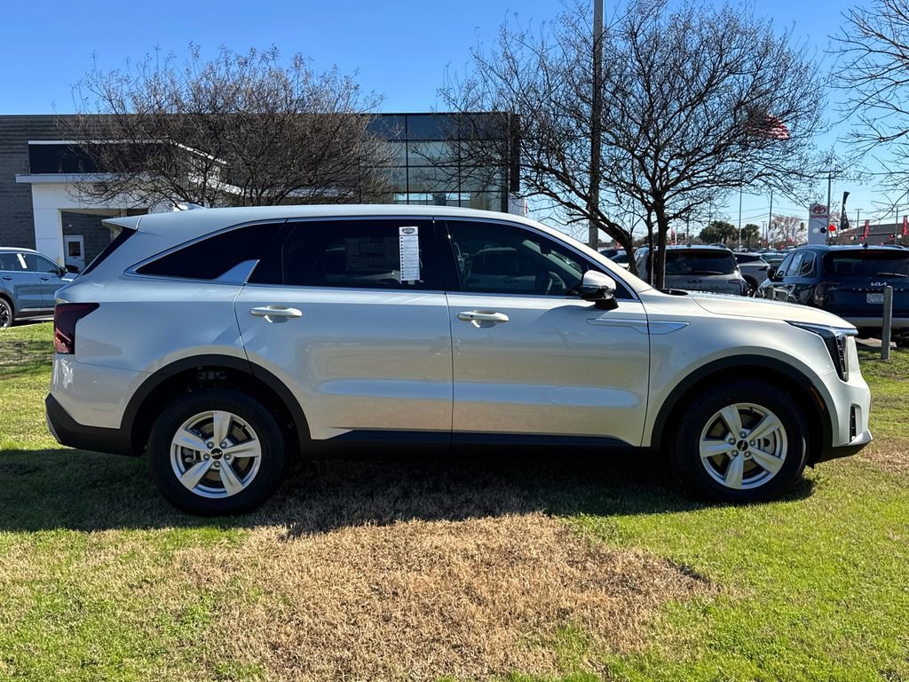 New 2026 Kia Sorento LX video 2