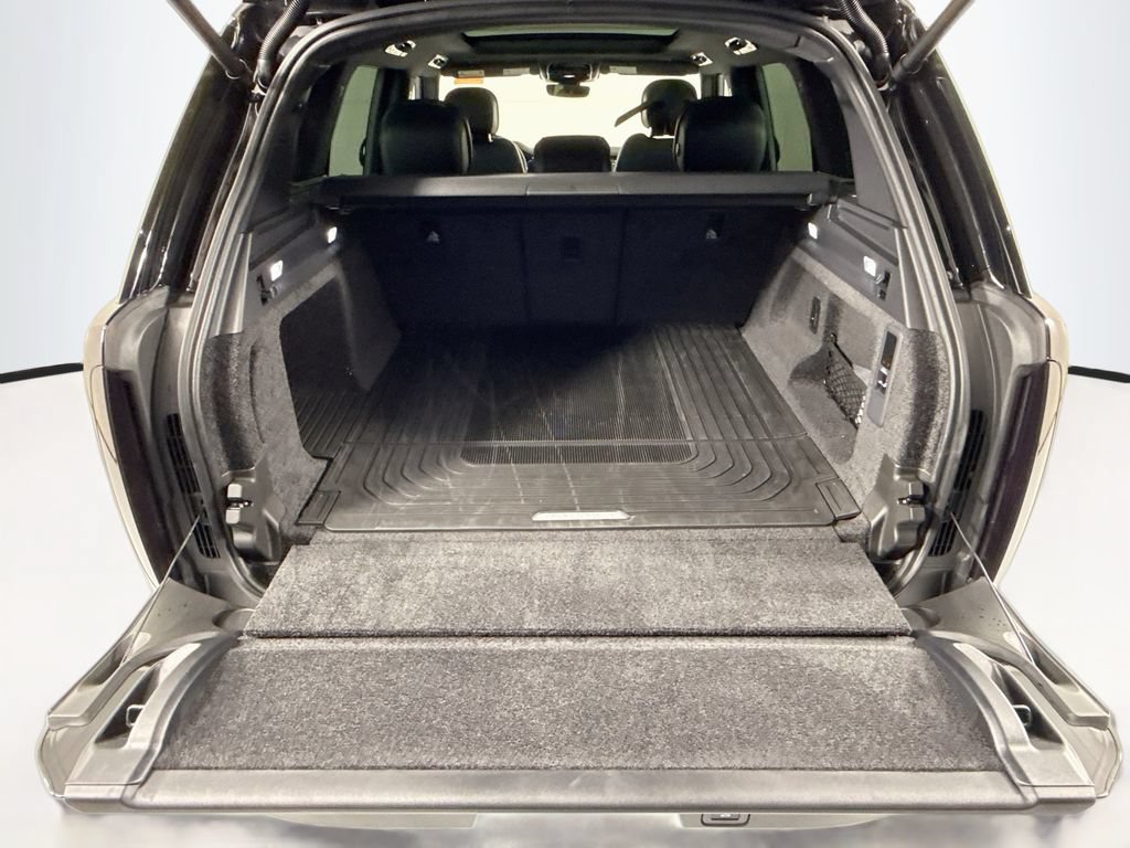 New 2026 Land Rover Range Rover SE AWD/4WD image 30