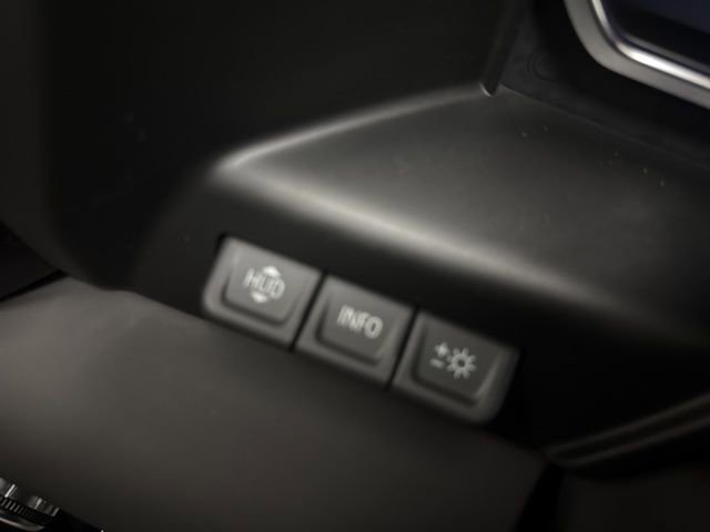 Used 2025 GMC Sierra 1500 Denali Ultimate image 12