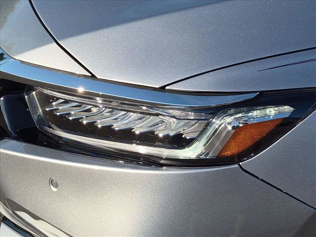 Used 2021 Honda Accord Touring image 9