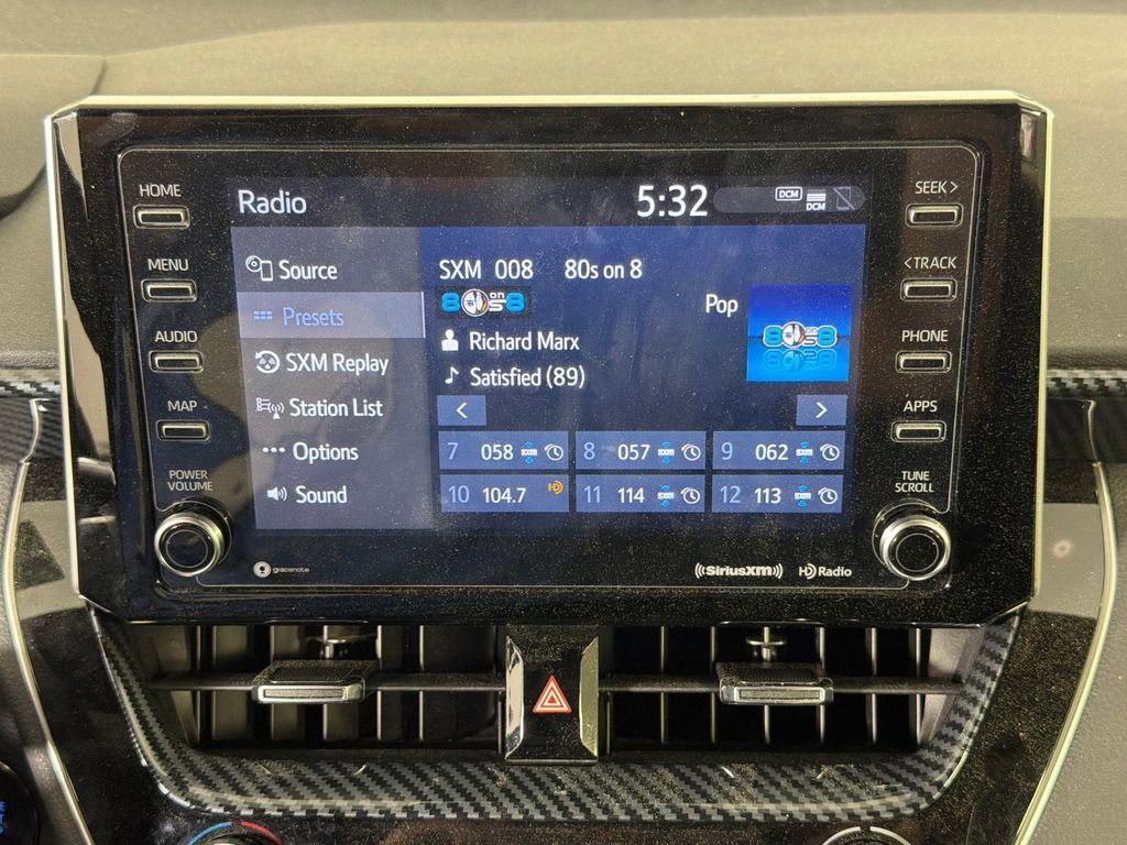 Used 2021 Toyota Corolla SE w/ SE Preferred Package image 28