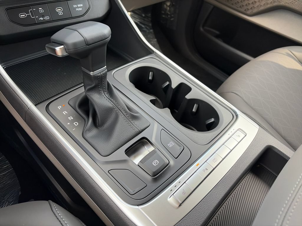New 2027 Kia Carnival FWD image 22