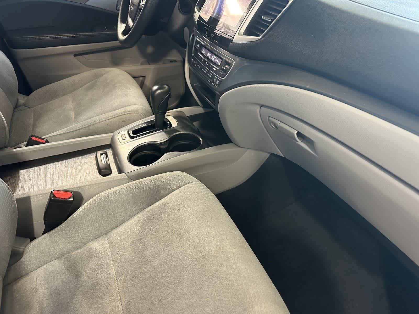 Used 2017 Honda Pilot EX image 18