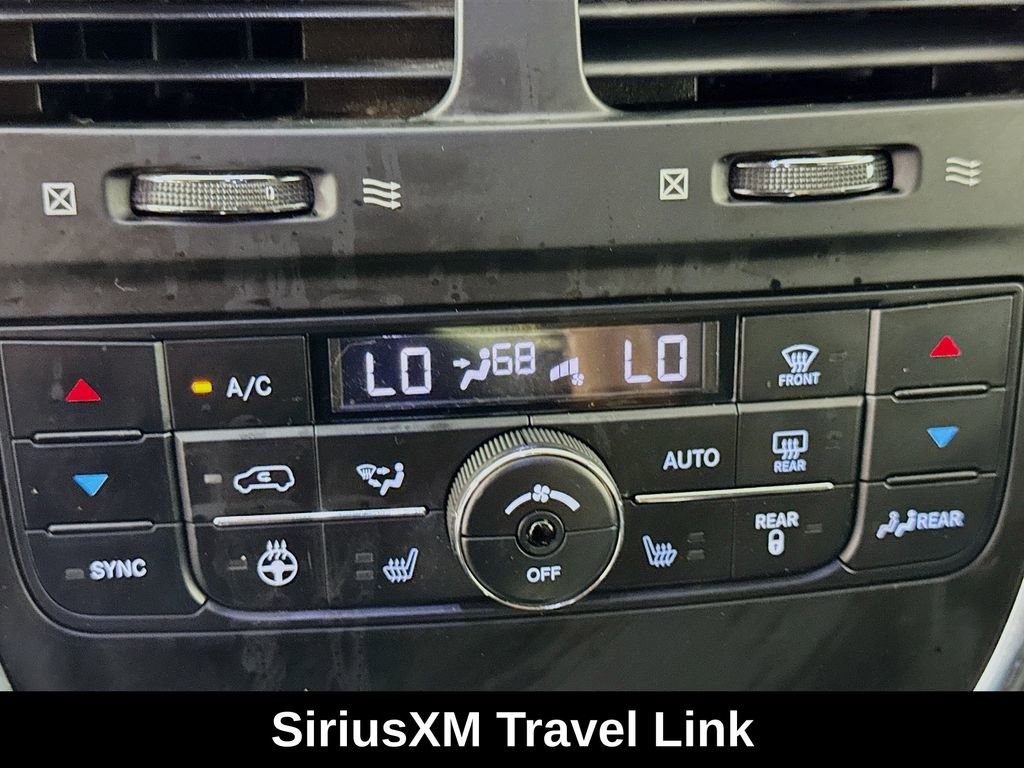 Used 2017 Dodge Grand Caravan GT FWD image 18