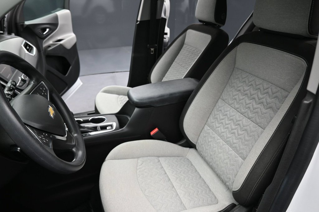 Used 2024 Chevrolet Equinox LS w/ LS Convenience Package FWD image 17