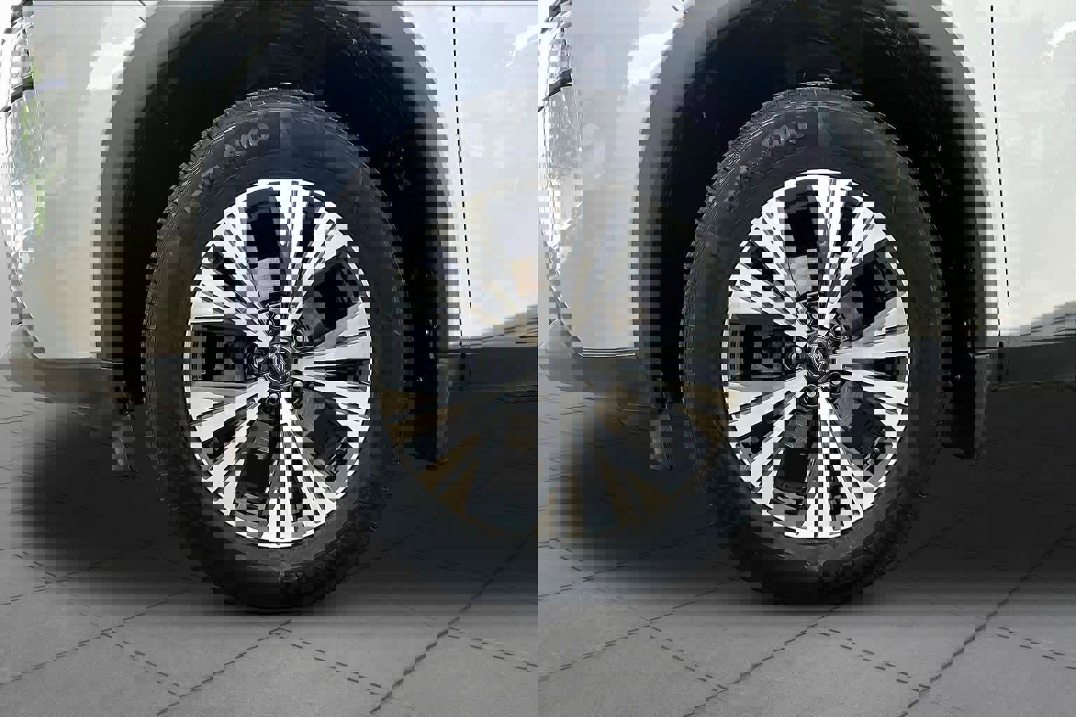 Certified 2022 Nissan Rogue SV image 11