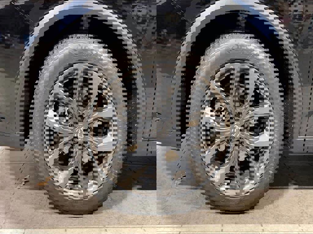 Used 2023 Acura MDX A-Spec image 7