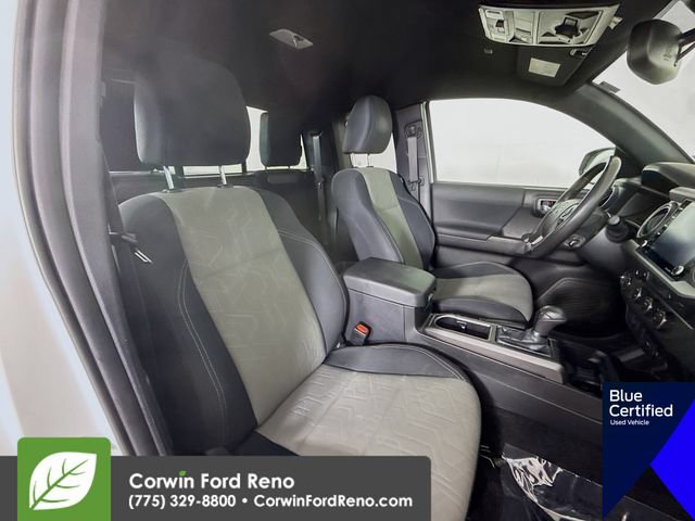 Used 2022 Toyota Tacoma TRD Off-Road w/ TRD Premium Off Road Package AWD/4WD image 29