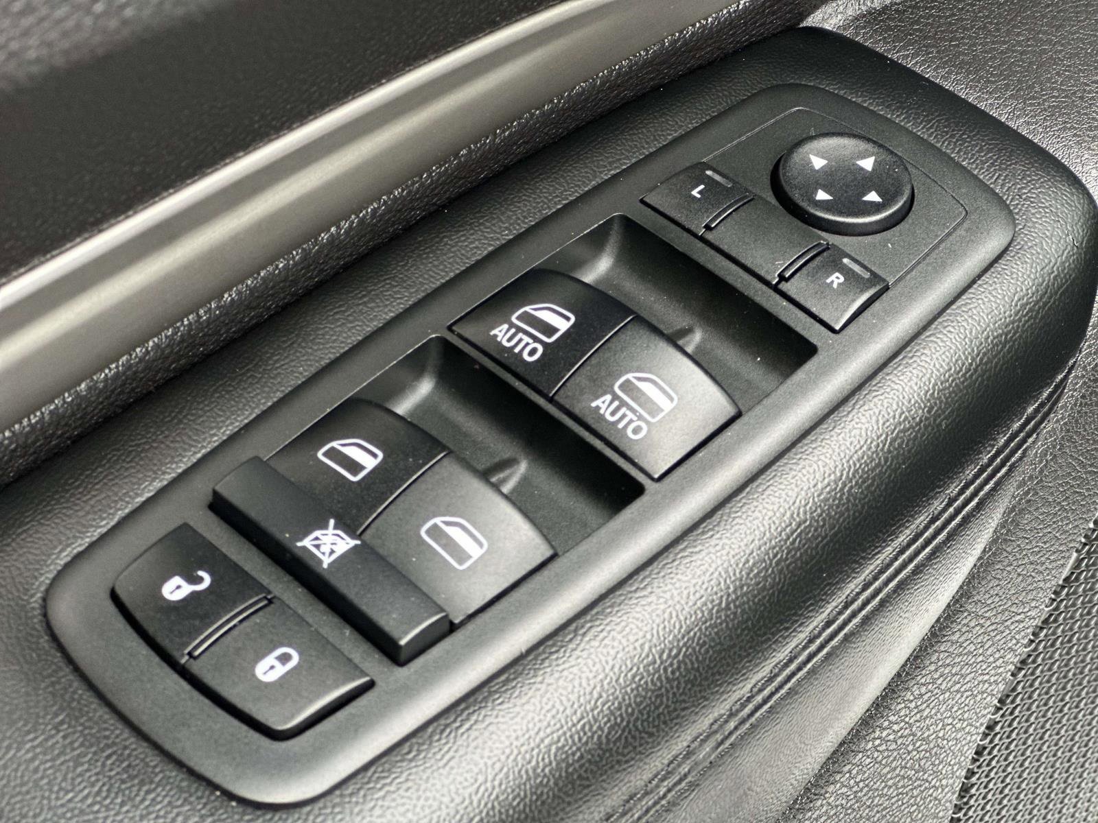 Used 2017 Dodge Durango GT w/ Premium Group image 21