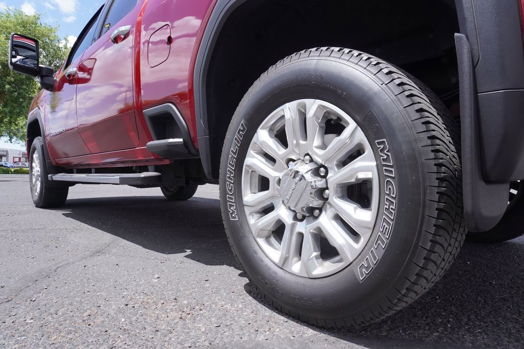 Used 2022 GMC Sierra 3500 Denali AWD/4WD image 6