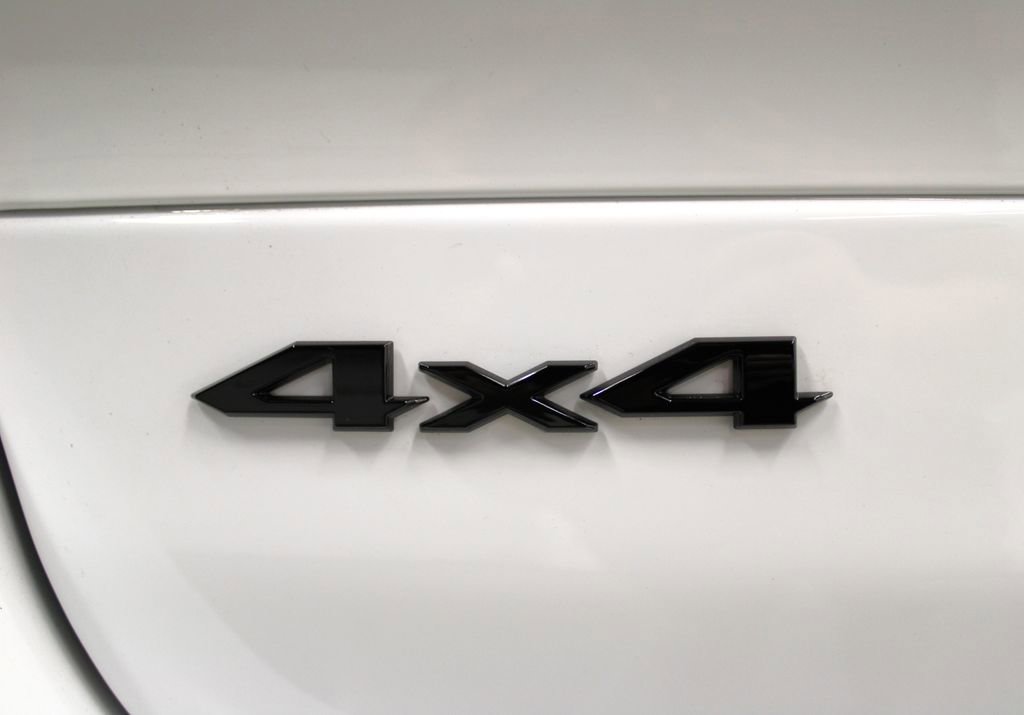 New 2025 Jeep Grand Cherokee L Limited w/ Black Appearance Package image 42