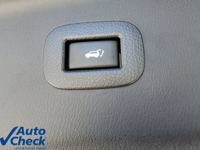 Used 2020 Nissan Armada SL w/ Premium Package RWD image 11