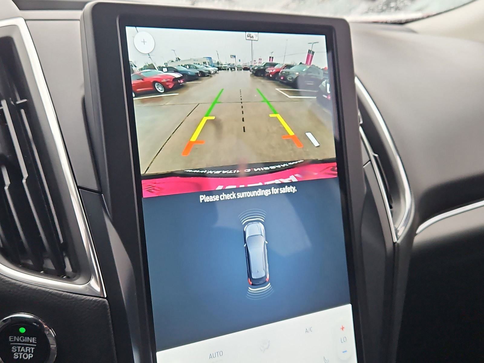 Used 2023 Ford Edge Titanium image 23