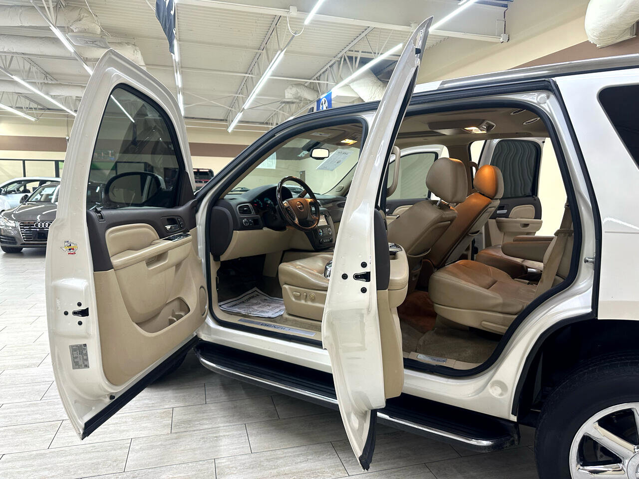 Used 2012 GMC Yukon Denali image 16