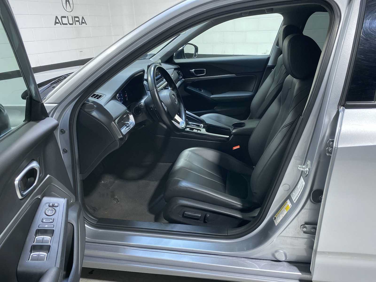 Used 2024 Acura Integra FWD image 2