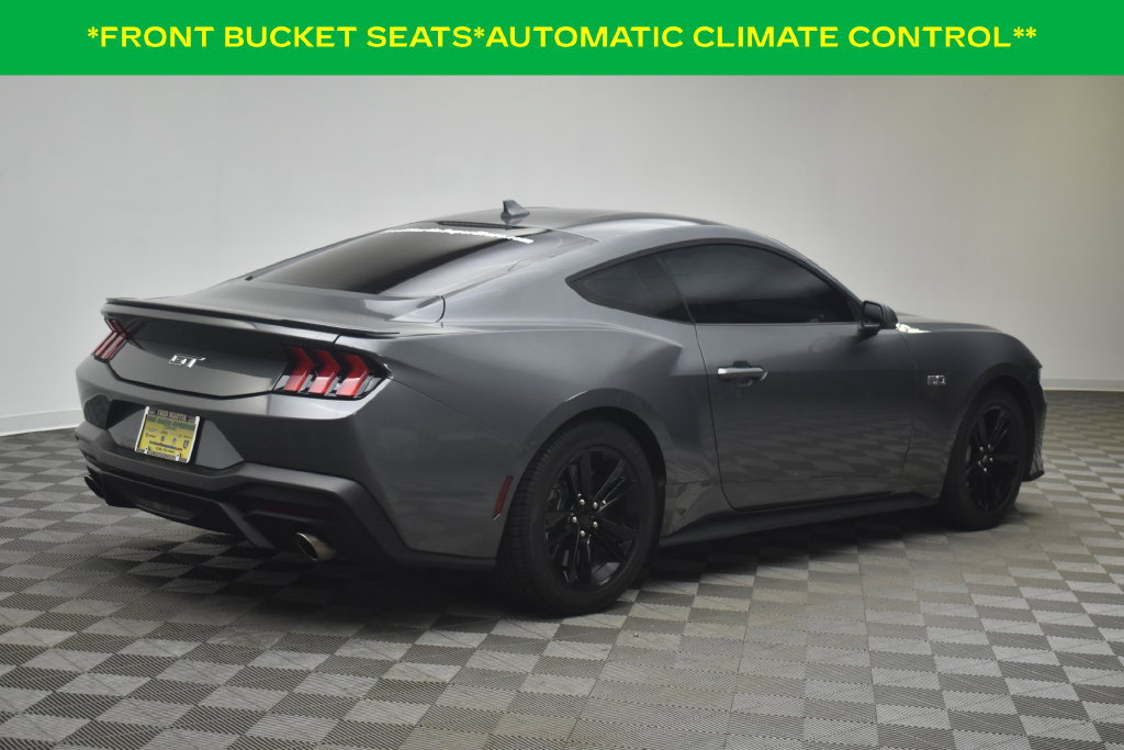 Used 2024 Ford Mustang GT RWD image 5