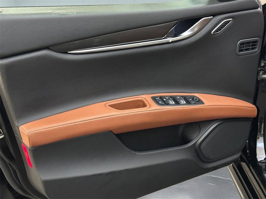 Used 2020 Maserati Ghibli S Q4 image 14