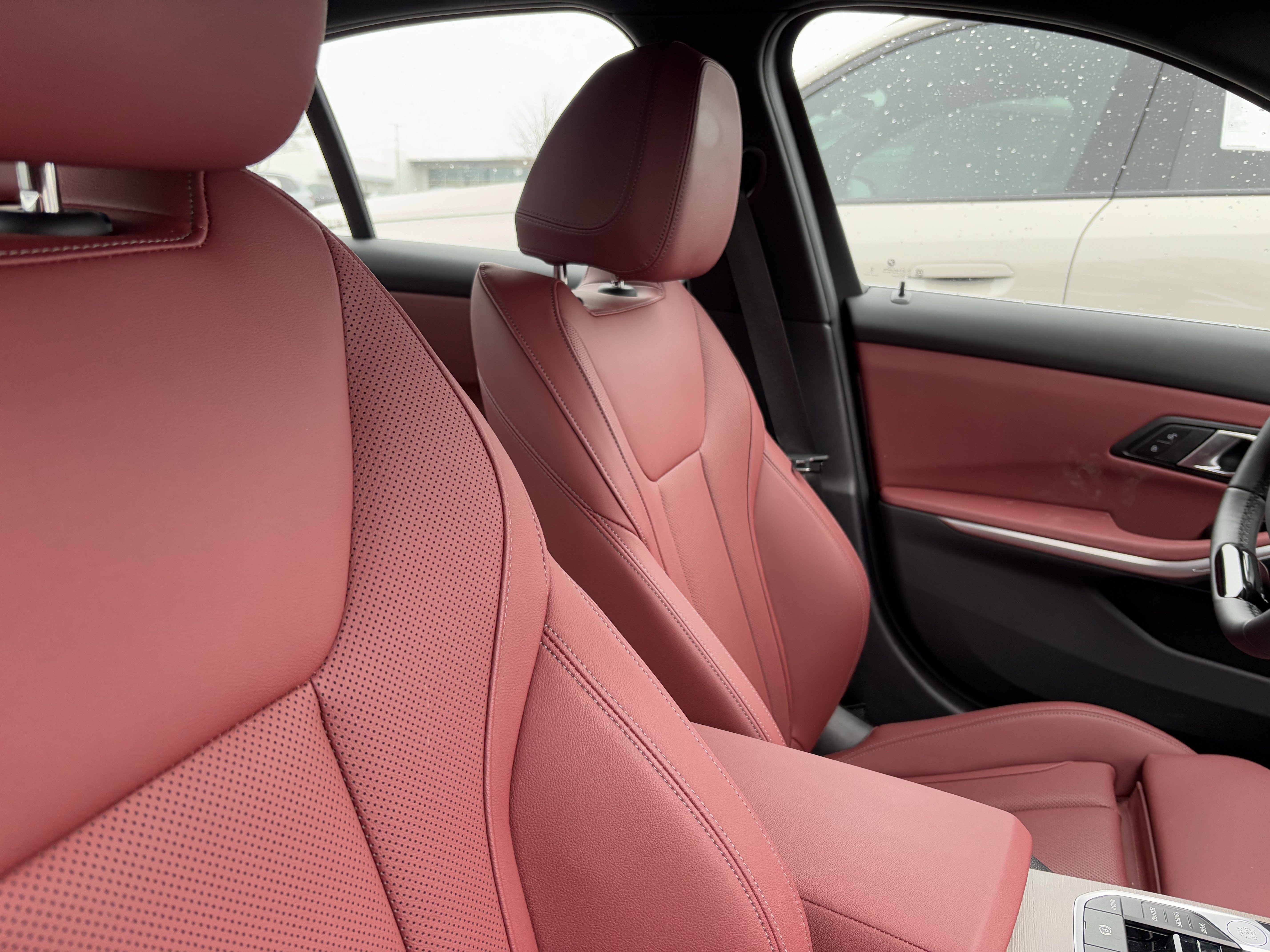 Certified 2025 BMW 330i xDrive Sedan w/ Premium Package image 35