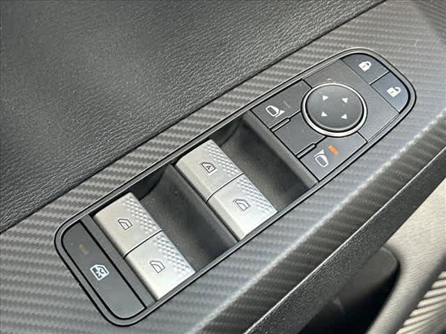 Used 2025 Mitsubishi Outlander ES AWD/4WD image 15