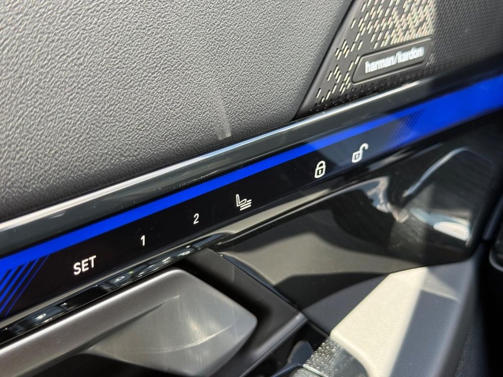 New 2027 BMW i5 xDrive40 AWD/4WD image 15