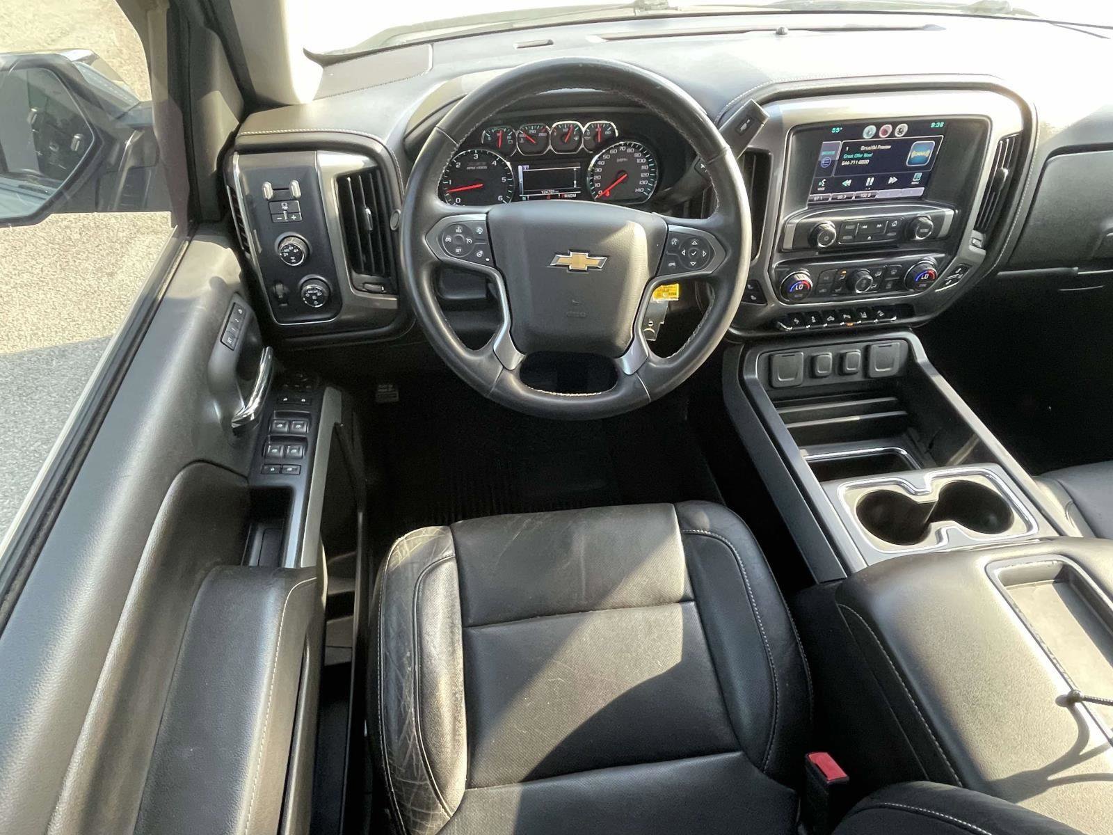 Used 2015 Chevrolet Silverado 1500 LTZ Z71 w/ LTZ Plus Package image 11