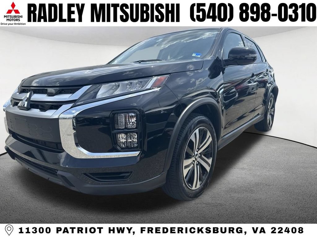 Used 2025 Mitsubishi Outlander Sport AWD image 2
