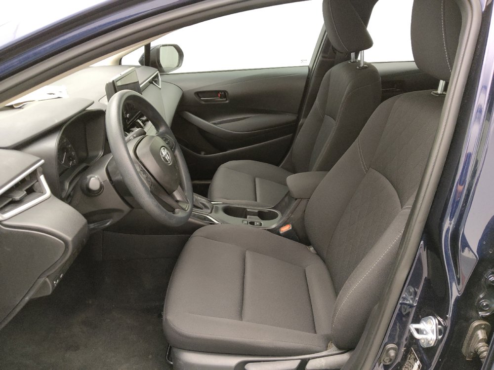 Used 2025 Toyota Corolla LE FWD image 17