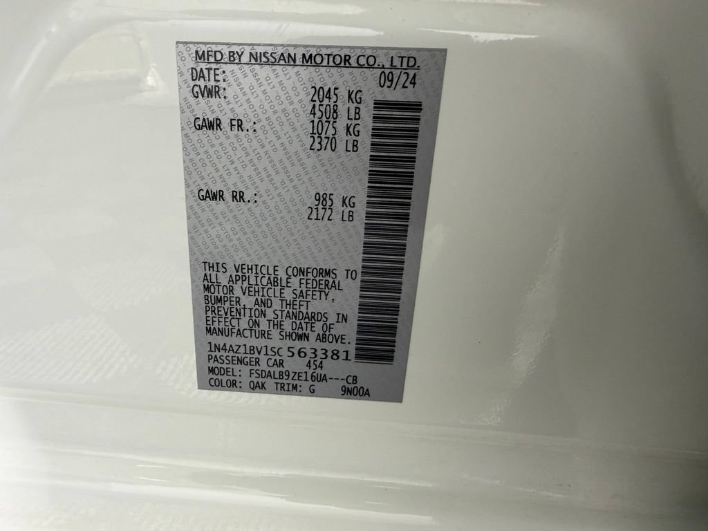 Used 2025 Nissan Leaf S FWD image 23