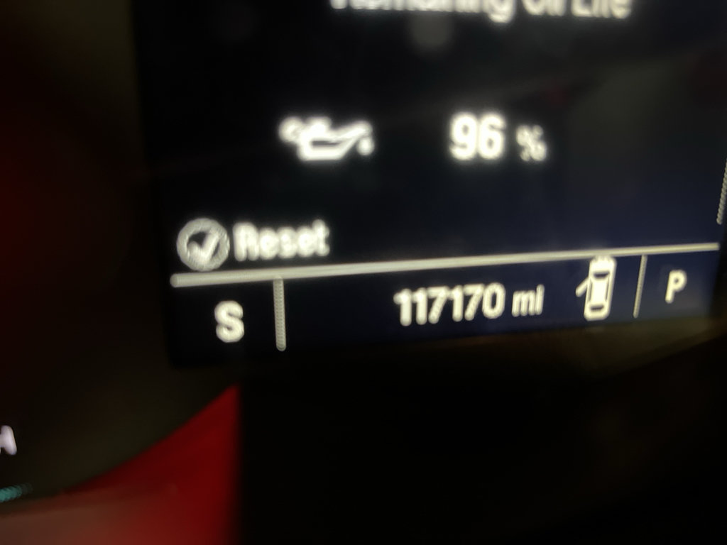 Certified 2018 Chevrolet Sonic Premier FWD image 24